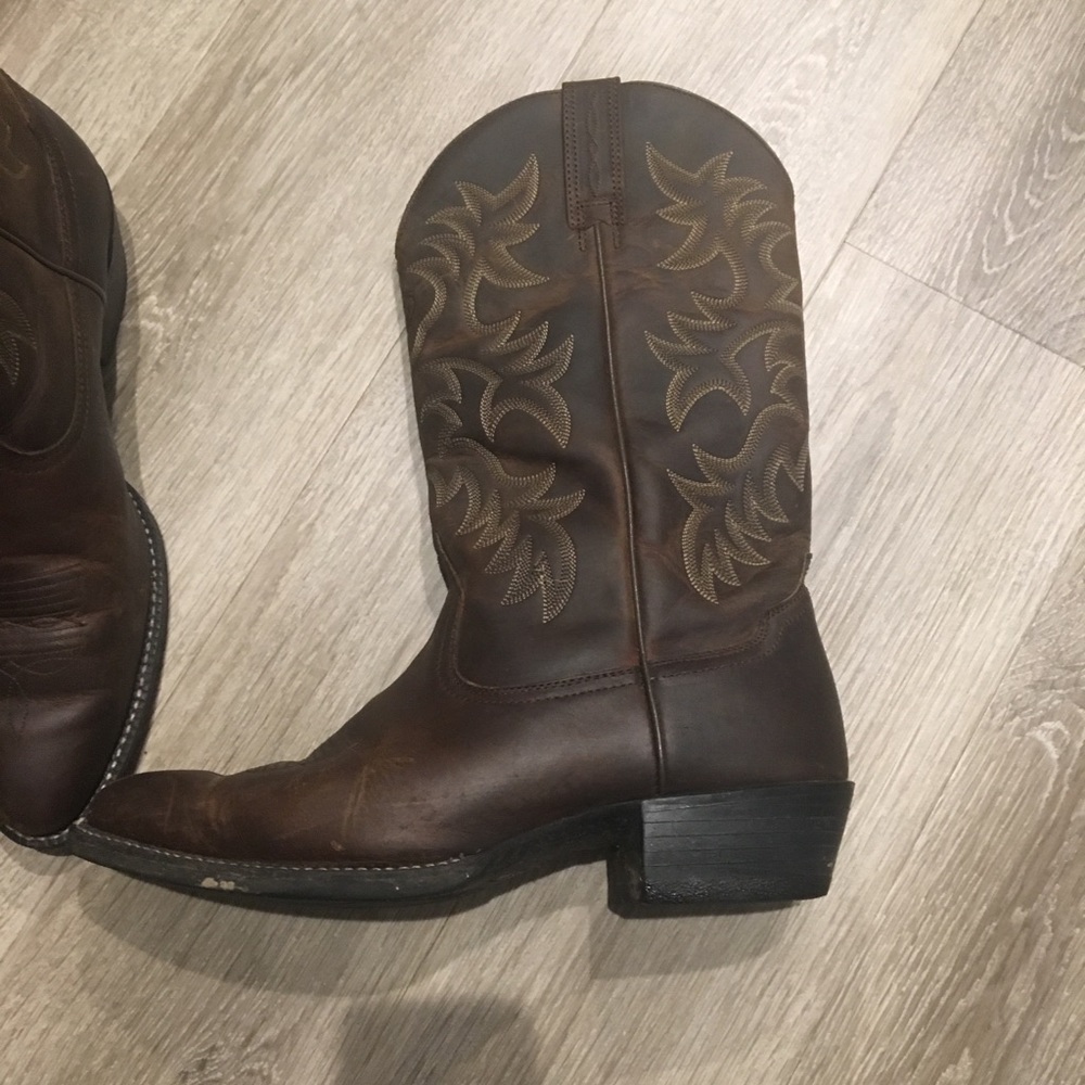 Men’s cowboy boots